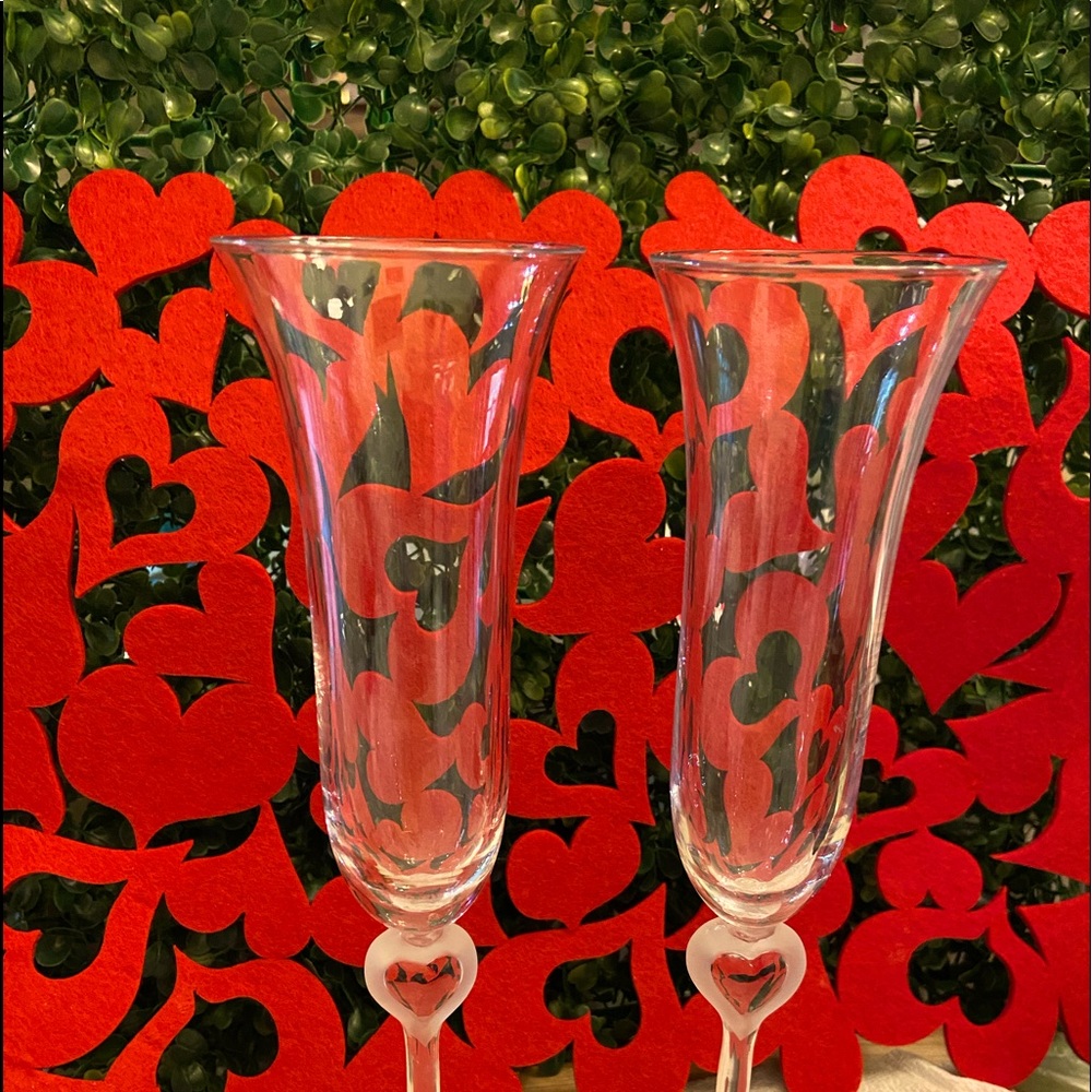 GORHAM Crystal clear heart flare flutes 9 7/8”tall 2 3/8”wide clear hearts